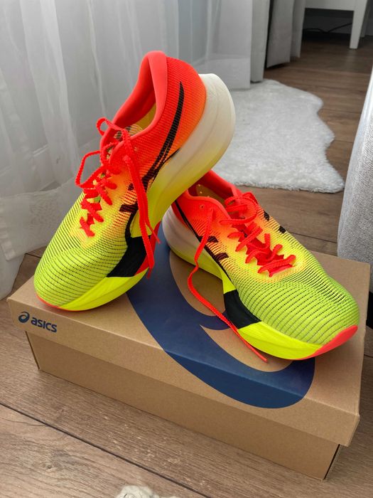 Маратонки Asics Metaspeed Sky