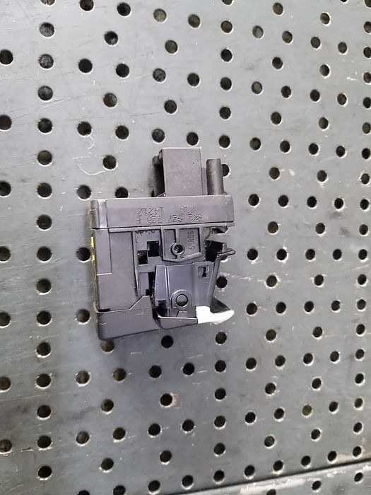 Buton frana de mana audi a4 b8 8k 8k2927225e