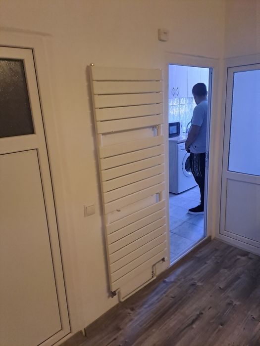 Închiriez apartament