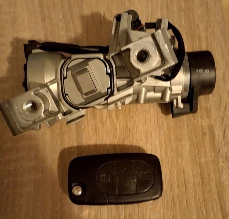 Contact Vw Golf 5 6 Caddy Touran Tiguan Skoda Octavia Seat Leon Altea