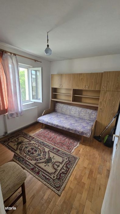Apartament 3 camere de vanzare – Aleea Humulesti