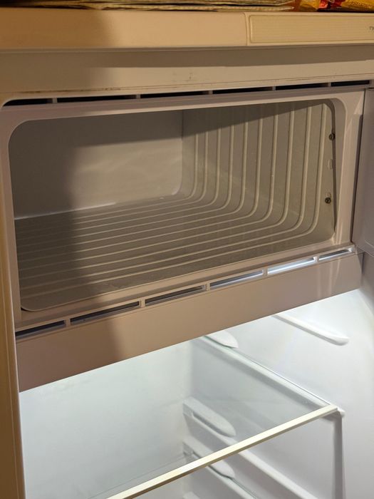 Холодильник Бирюса