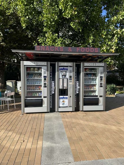 Тройна кутия за вендинг автомати