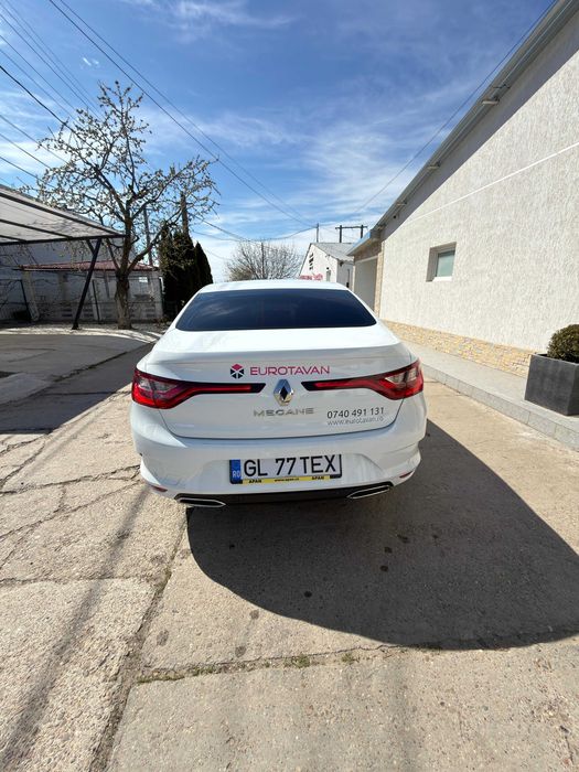 RENAULT Megane 2022 — imagine 2