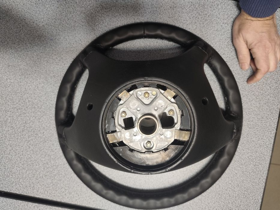 Волан Мерцедес 124,202,210,140