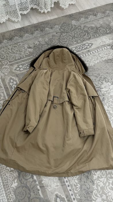 Теплая куртка на зиму