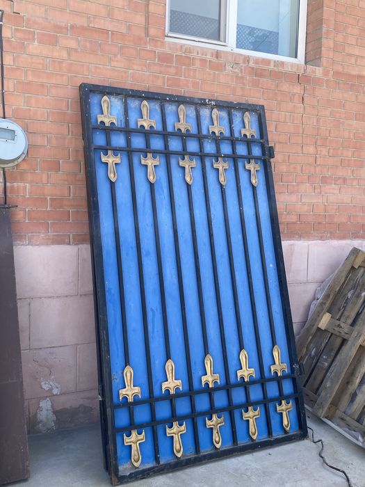 2 забор сатылады.