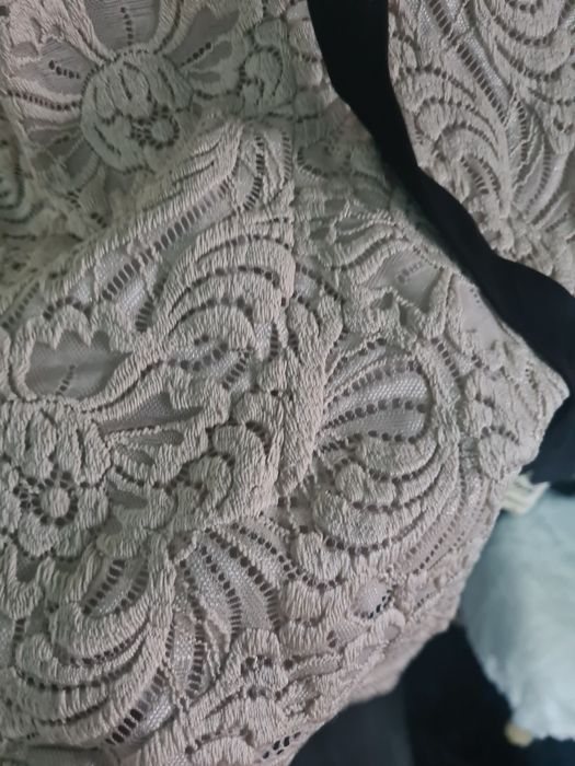 Pantaloni  zara și maieuri Elegante Timișoara