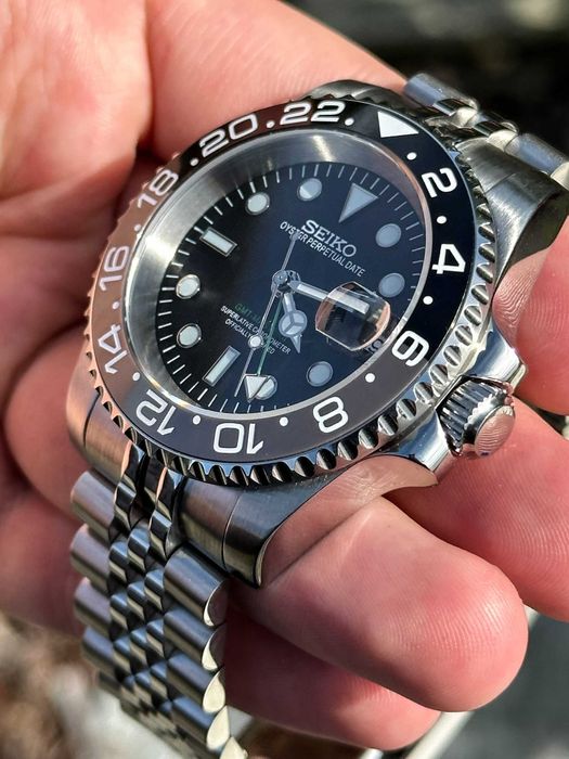 Seiko Mod Automatic GMT BRUCE WAYNE