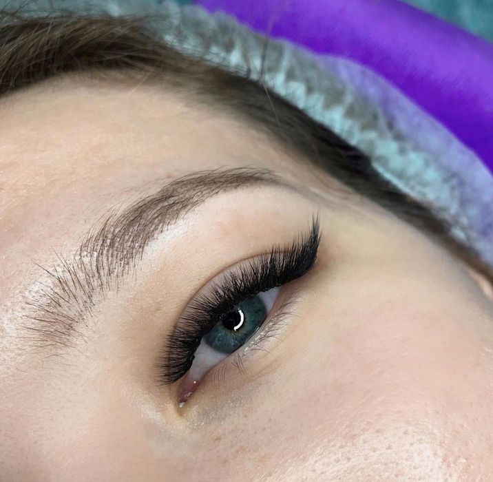 Наращивание ресничек