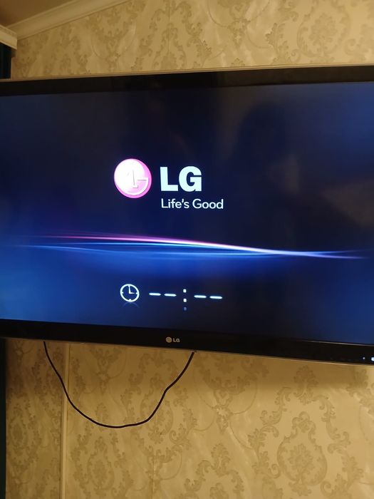 Продаю телевизор LG , d 127