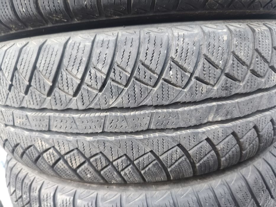 Anvelope de iarnă 185/65R15