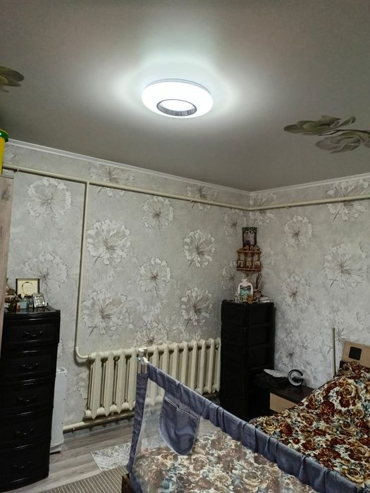 Продаётся трёхкомнатная квартира.
