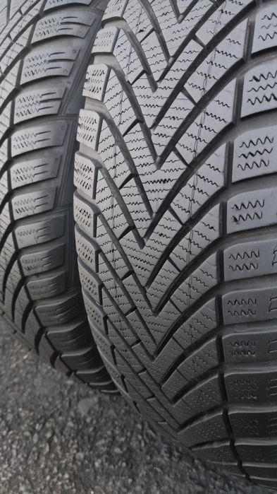 2бр. зимни гуми 195/65/15 Vredestein Wintrac
dot22
7mm
Добро състояние