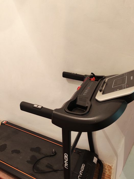 Беговая дорожка "GENAU"