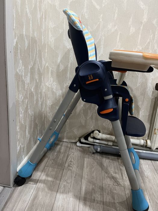 Стол для кормления