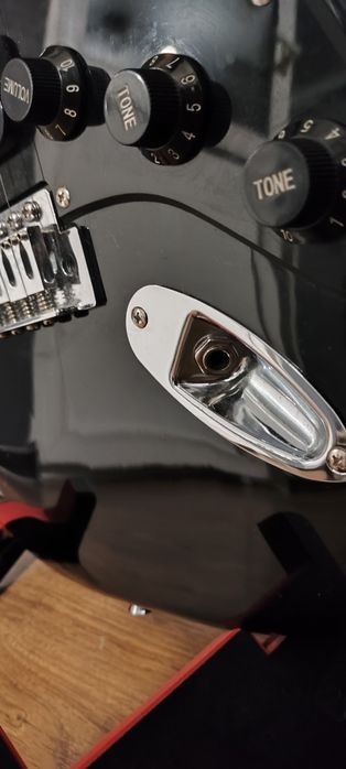 Электрогитара Squier Sonic™ Stratocaster® HSS Black