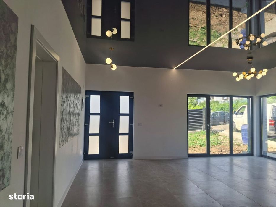 Rest de plata/schimburi Casa nouă cu 5 camere, curte și acces asfaltat