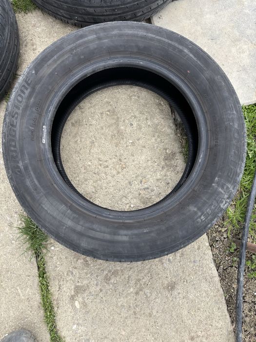 Vand cauciucuri vara Bridgeston R15