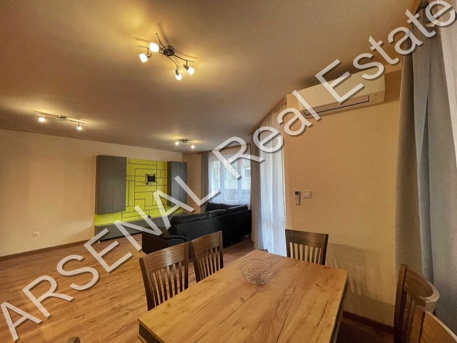 Двустаен апартамент под наем, Медицинска академия