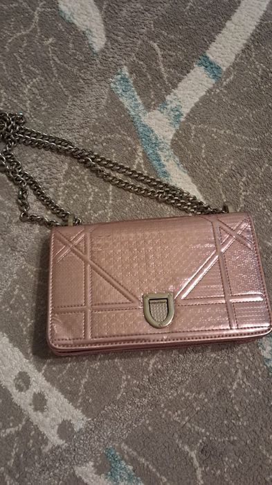 сумка сатылады Dior