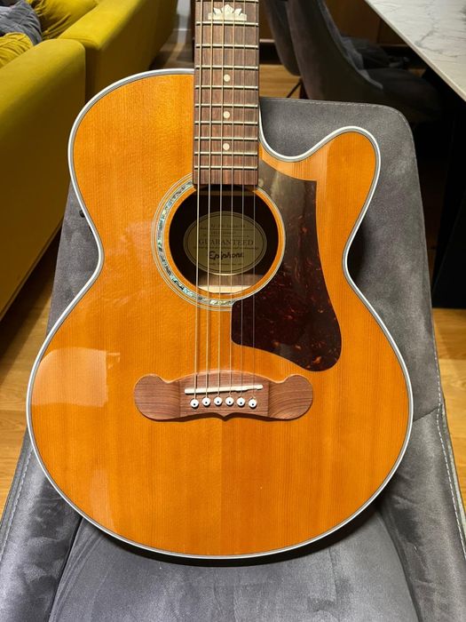 Акустична китара Epiphone Ej- 200 Coupe