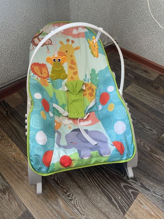 Продам детское кресло качалку