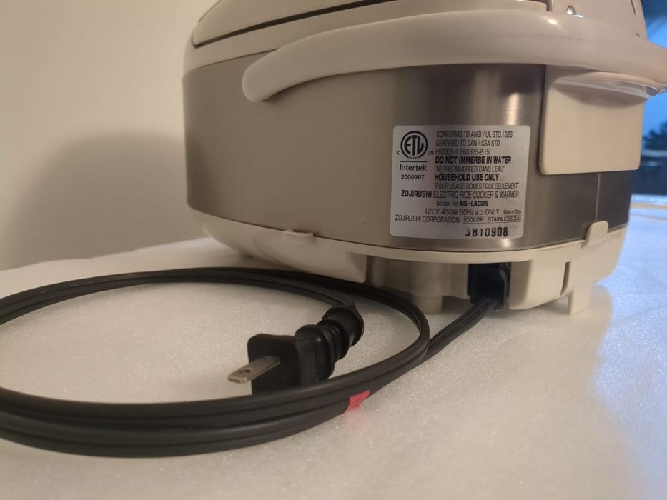 Рисоварка Zojirushi NS-LAC05
