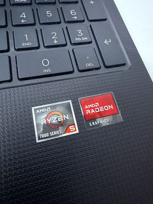 Hp Laptop Ryzen 5-7520U 512GB 16Gb W11