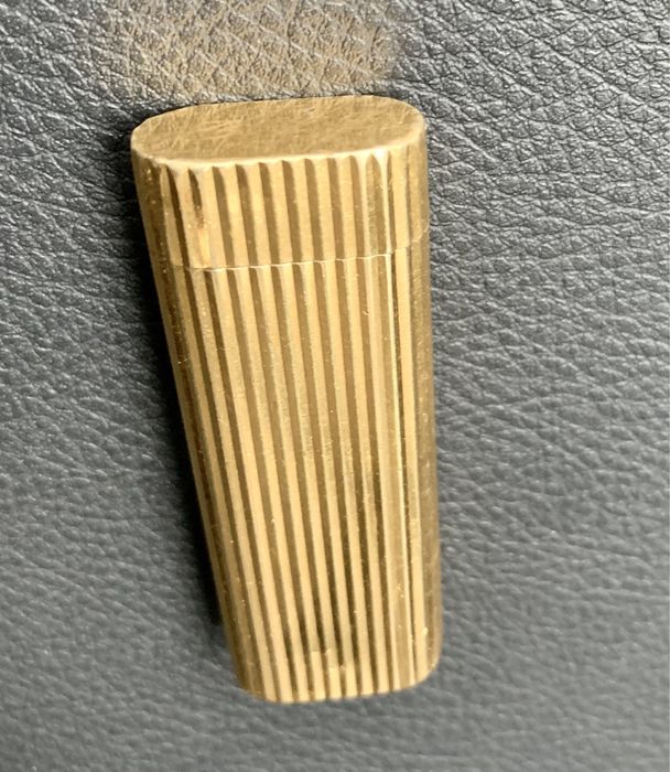 Bricheta Cartier placata aur poate pierde gaz. Pret FIX