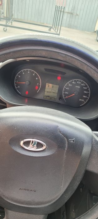 Продам с выкупом автомат 9 000