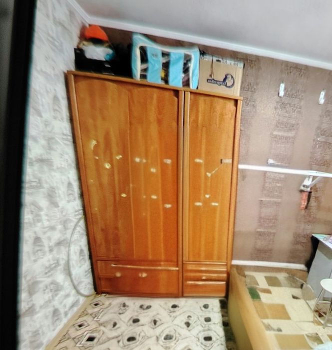 Бесплатно отдам шкаф