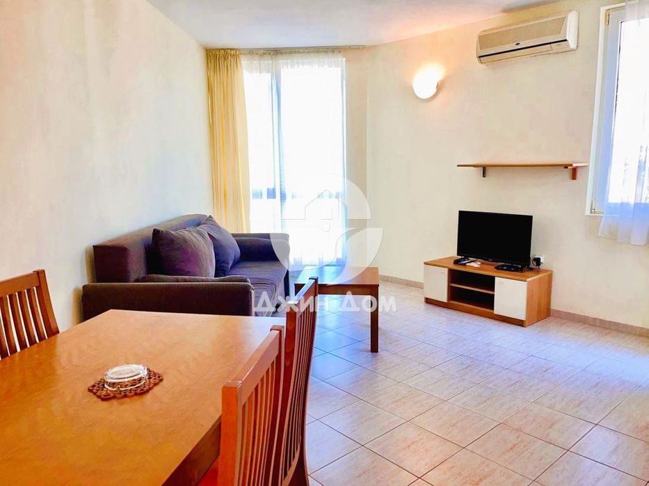 Продава се Двустаен апартамент в к.к. Слънчев бряг - 63 кв.м за 1072 €/кв.м - Снимка #2