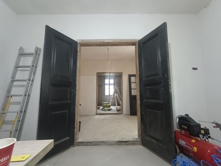 Casa cu arhitectura tradițională Tismana Gorj