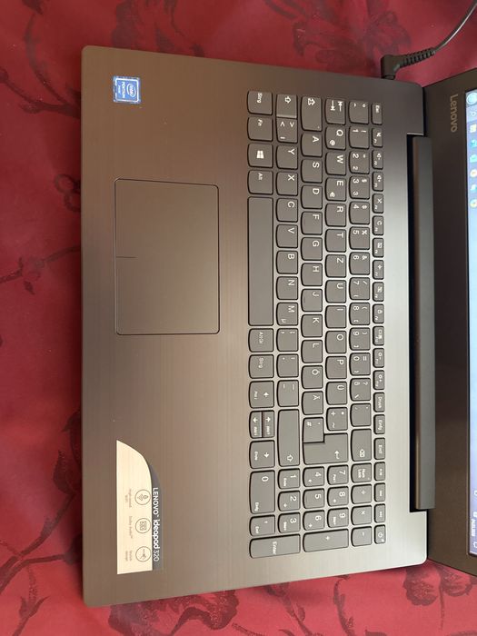 Laptop Lenovo IdeaPad