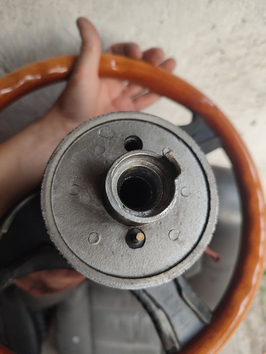 Рули с переходником под  Ауди