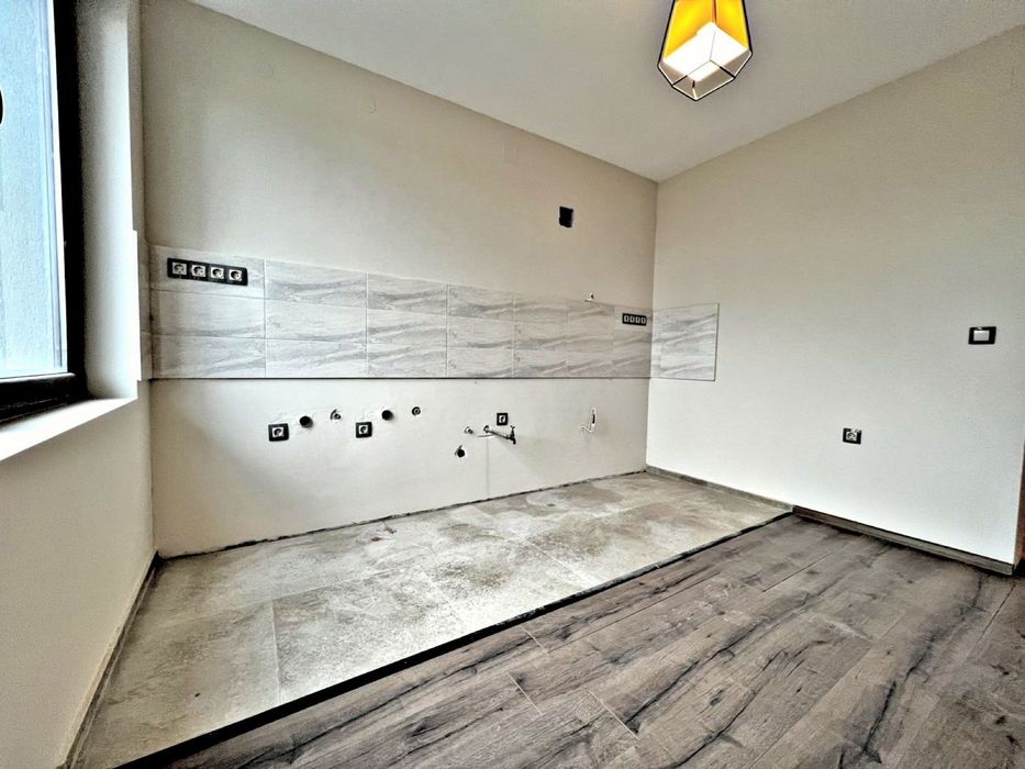 Продава се Къща в с. Владо Тричков, Област София-област - 352 кв.м за 781 €/кв.м - Снимка #12