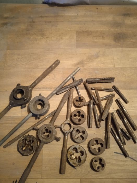 Продам  лерки метчики для нарезки резьбы