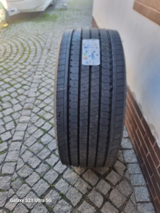 Hankook AH31 direcție 385 55 22,5