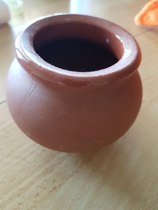 Продавам 3бр.нови глинени гърненца