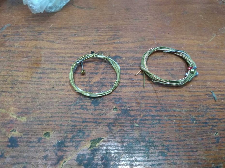 Продам набор струн .