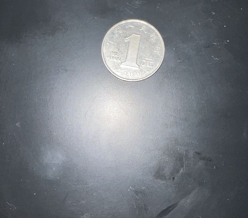 Монету продаю 2000 года