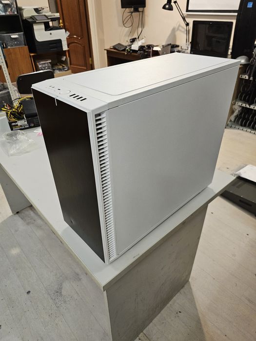 Fractal Design S2 топовый корпус