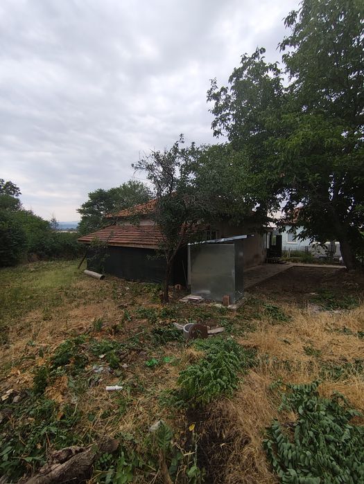 Продавам къща Долно Белотинци