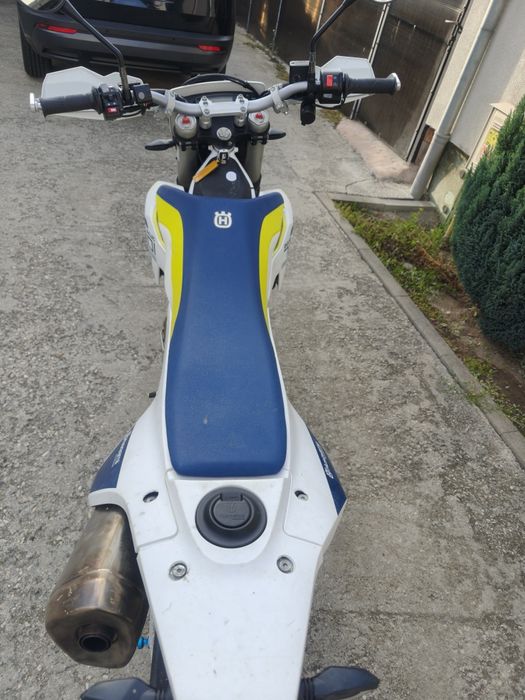 Husqvarna 701 enduro