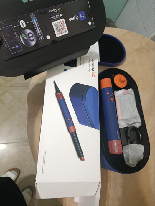 Фен Dyson торг уместен