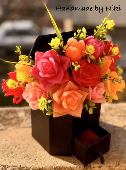 Букет за абитуриенти от ароматен глицерицеринов сапун