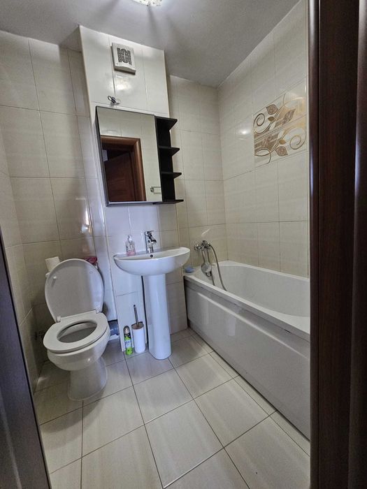 PROPRIETAR. Închiriez apart 2 camere Râul Doamnei - Drumul Taberei-Ghencea