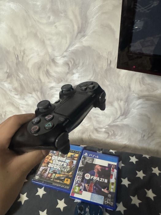 Приставка для игр сони пс 4 про