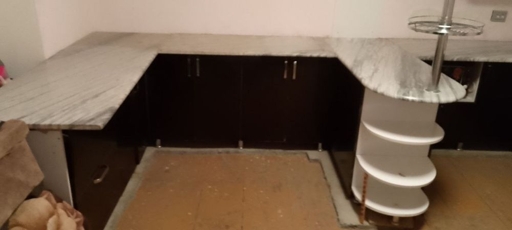 Срочно Продаётся кухонный гарнитур